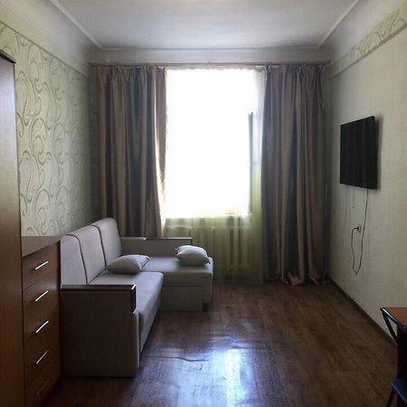 Room In Apartment Shevchenko 15/4 Odessa Eksteriør billede